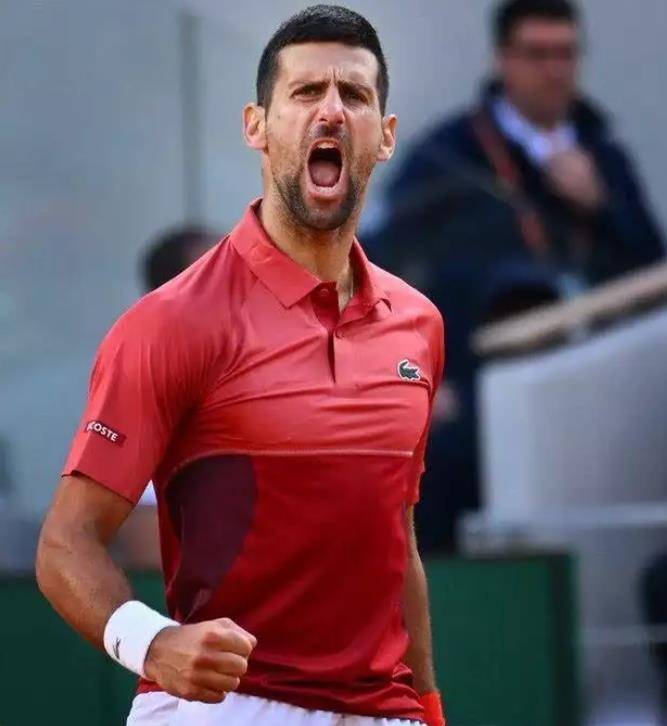 爱游戏平台官网 - 德约科维奇迎来十五赛季高光表现，RNG球迷沸腾！